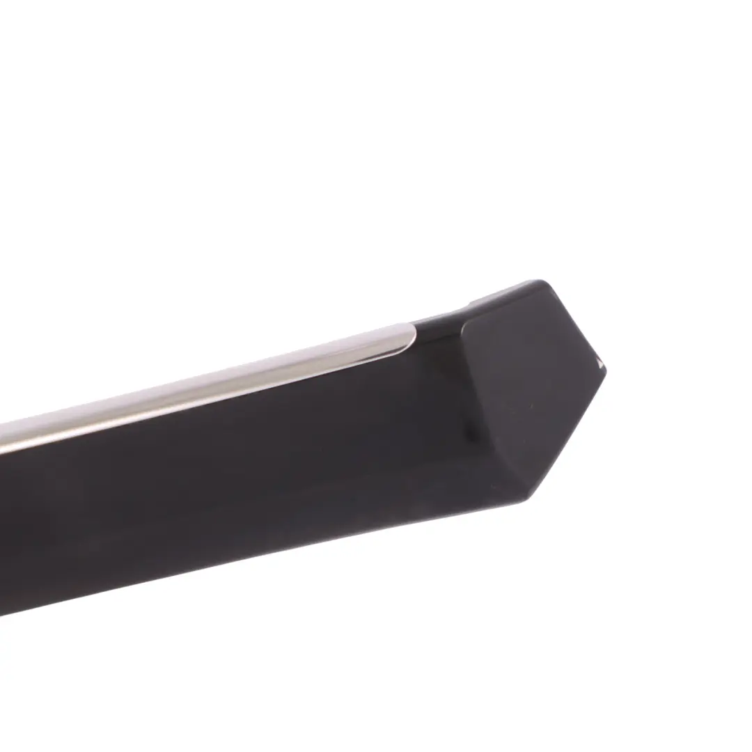 Bande intérieur de porte avant droite Bois frêne noir pour Mercedes W221 à propos du numéro de pièce A2217204522 Mercedes W221 Bande intérieur de porte avant droite Bois frêne noir - SKU A2217204522 - Numéro de pièce A2217204522