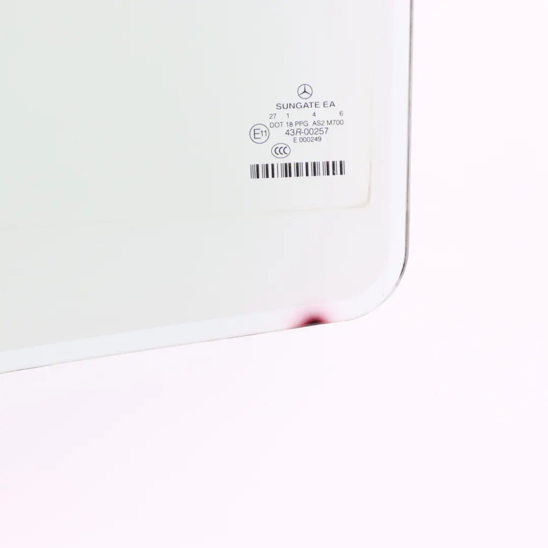 Vitre latérale arrière gauche Mercedes W221 AS2 pour à propos du numéro de pièce A2217301718 Vitre latérale arrière gauche Mercedes W221 AS2 - SKU A2217301718 - Numéro de pièce A2217301718