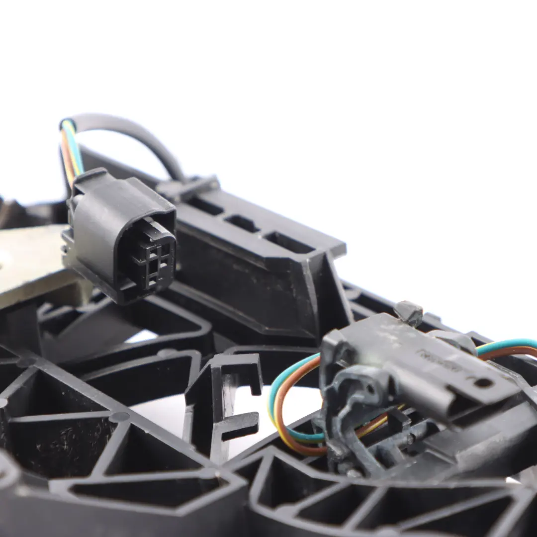 Hintere Griff Halterung Träger für Mercedes W221 mit Teilenummer A2217600734 Mercedes W221 Hintere Griff Halterung Träger - SKU A2217600734-1 - Teilenummer A2217600734