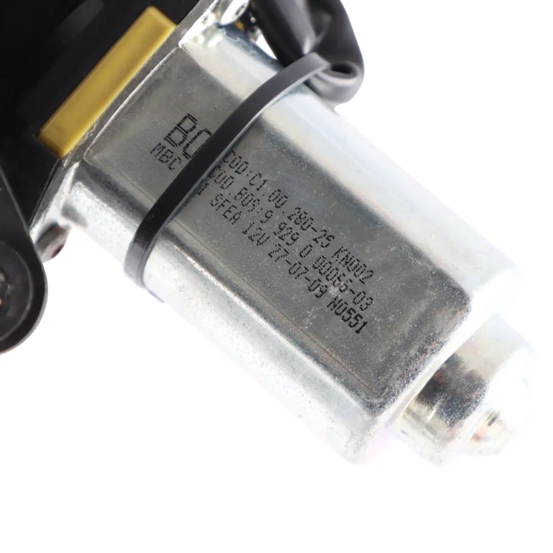 Mercedes W221 Window Roller Puerta Trasera Derecha Sun Protection - SKU A2218100620 - Número de pieza A2218100620