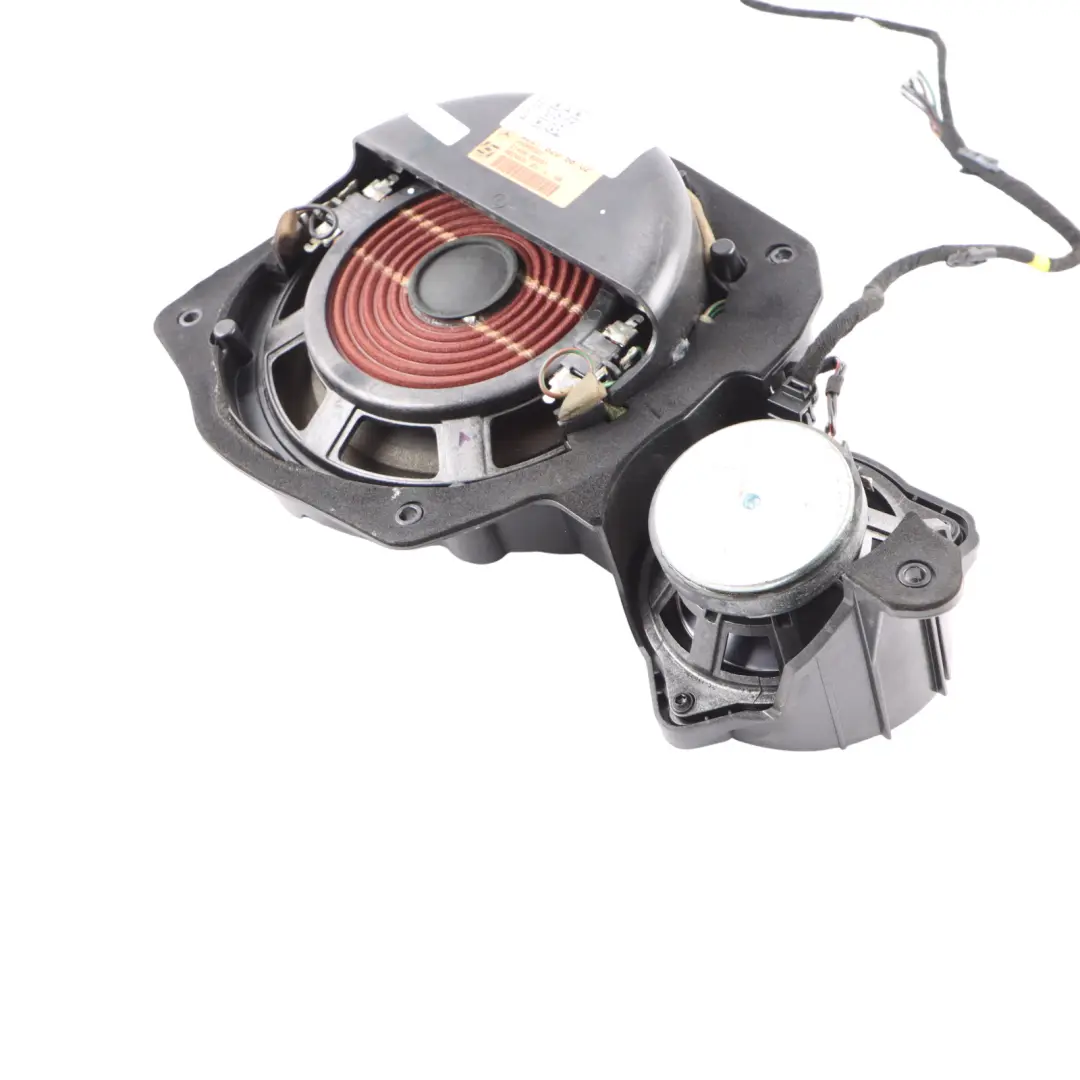 Altoparlante Porta Anteriore Sinistra Inferiore Logic7 per Mercedes W221 con numero di parte A2218205802 Mercedes W221 Altoparlante Porta Anteriore Sinistra Inferiore Logic7 - SKU A2218205802 - Numero di parte A2218205802