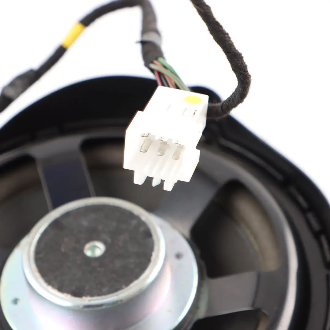 Laut Sprecher Vorder Tür Links Unten Logic7 für Mercedes W221 mit Teilenummer A2218205802 Mercedes W221 Laut Sprecher Vorder Tür Links Unten Logic7 - SKU A2218205802 - Teilenummer A2218205802