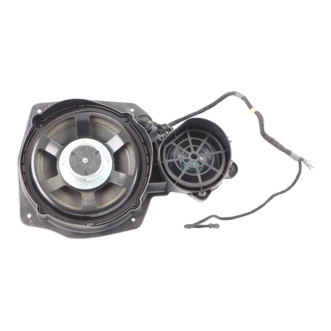 Altoparlante Porta Anteriore Destra Inferiore Logic7 per Mercedes W221 con numero di parte A2218205902 Mercedes W221 Altoparlante Porta Anteriore Destra Inferiore Logic7 - SKU A2218205902 - Numero di parte A2218205902