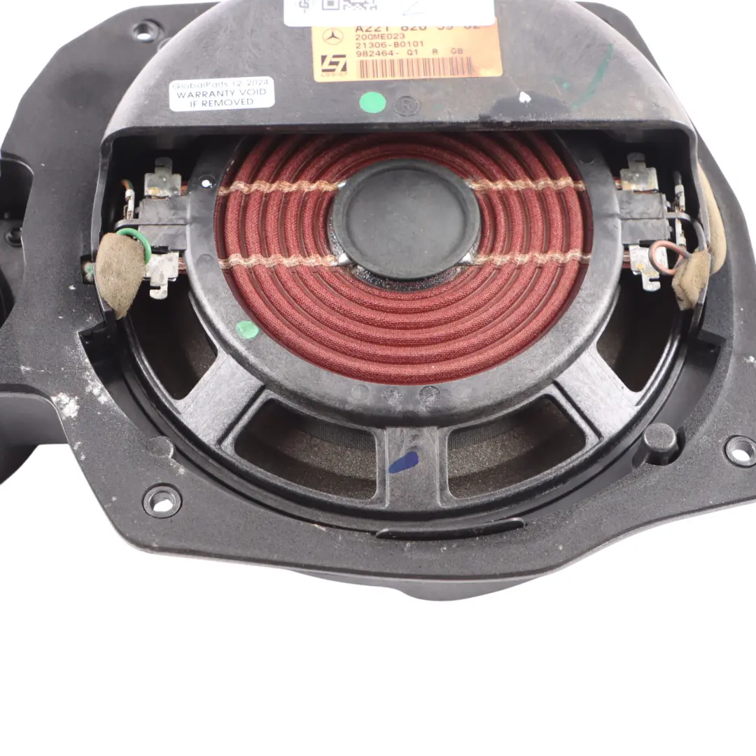 Altavoz Puerta Delantera Derecha Inferior Logic7 para Mercedes W221 con número de pieza A2218205902 Mercedes W221 Altavoz Puerta Delantera Derecha Inferior Logic7 - SKU A2218205902 - Número de pieza A2218205902