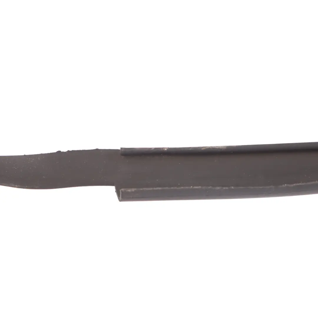 Phare Avant Joint Caoutchouc Gauche pour Mercedes W221 à propos du numéro de pièce A2218260358 Mercedes W221 Phare Avant Joint Caoutchouc Gauche - SKU A2218260358 - Numéro de pièce A2218260358