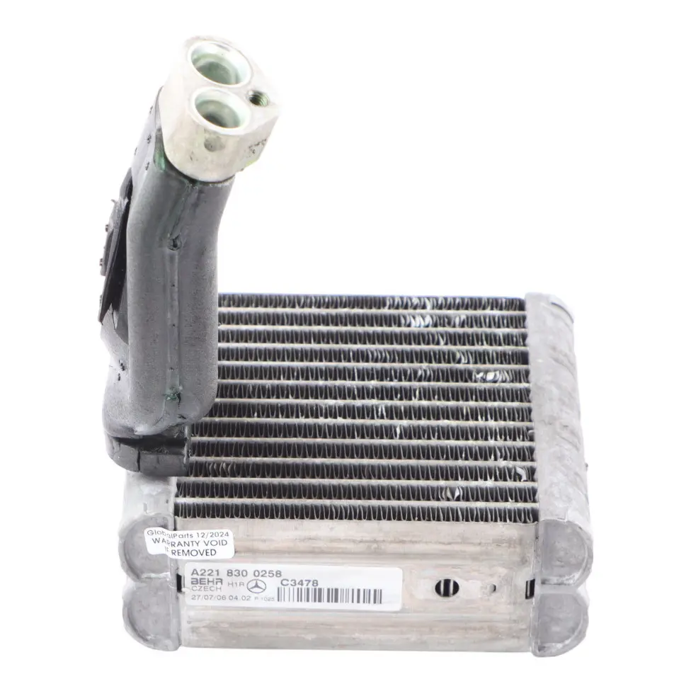 Evaporator Rear Passenger A/C Climate Air Conditioning to Mercedes W221 with Part number A2218300258 Mercedes W221 Evaporator Rear Passenger A/C Climate Air Conditioning - SKU A2218300258 - Part number A2218300258