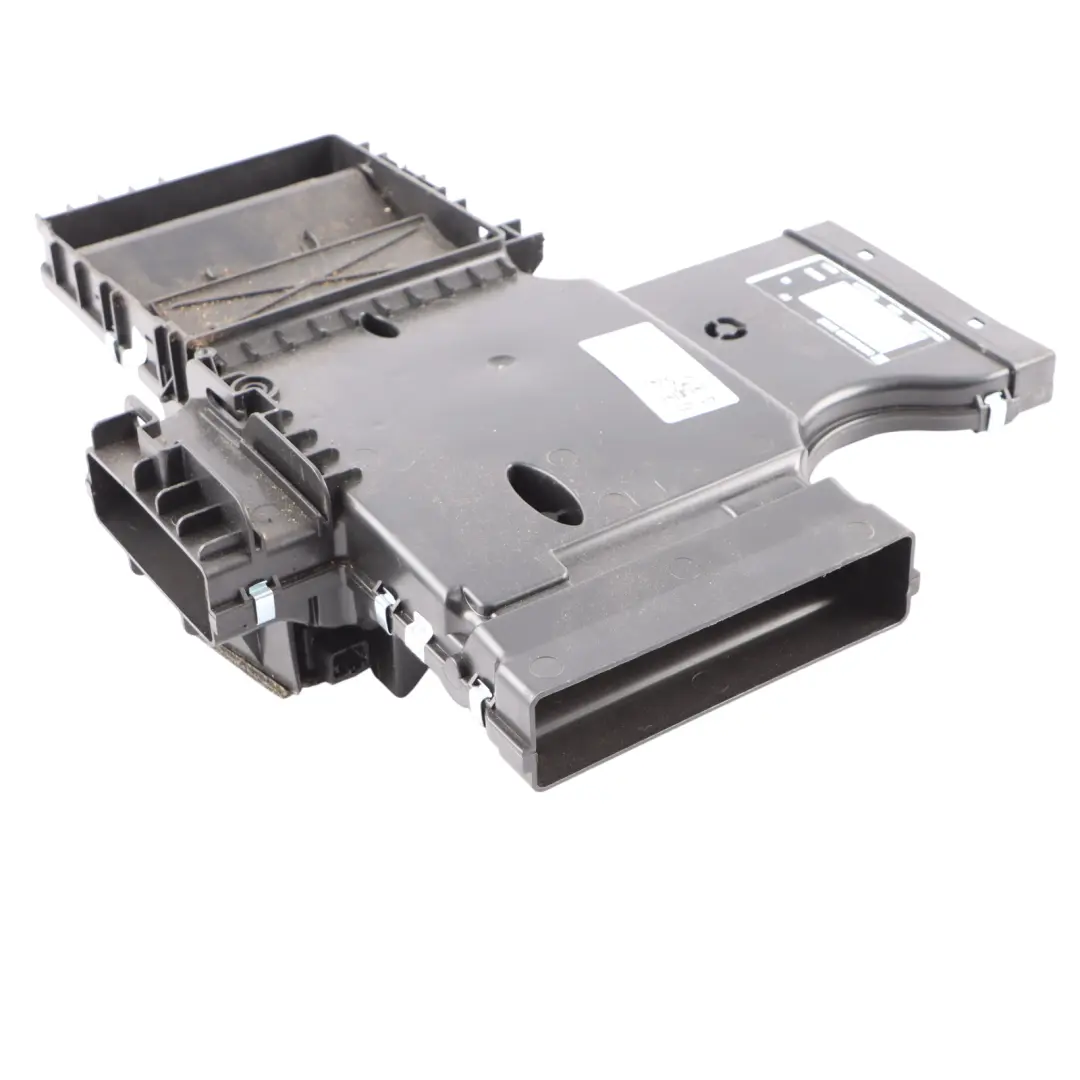 Deflector Channel Guide Vent Rear Left N/S to Mercedes W221 Air with Part number A2218300346 Mercedes W221 Air Deflector Channel Guide Vent Rear Left N/S - SKU A2218300346 - Part number A2218300346