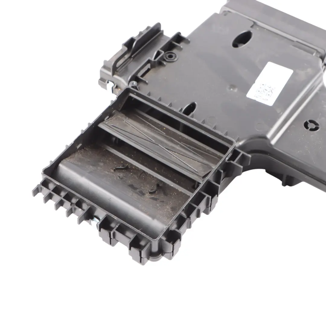 Deflector Channel Guide Vent Rear Right O/S to Mercedes W221 Air with Part number A2218300446 Mercedes W221 Air Deflector Channel Guide Vent Rear Right O/S - SKU A2218300446 - Part number A2218300446