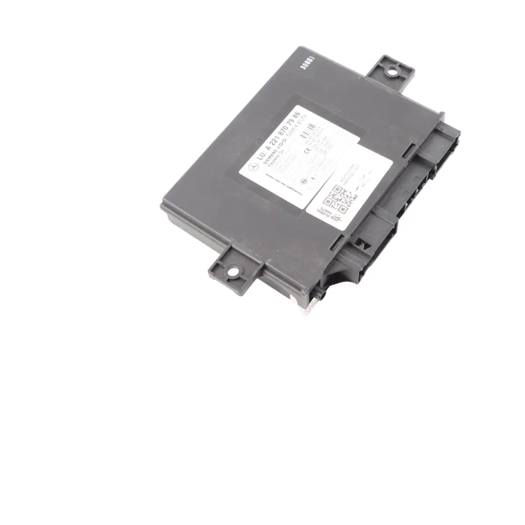 Keyless Go Entry Control Module Unit ECU to Mercedes W221 with Part number A2218707986 Mercedes W221 Keyless Go Entry Control Module Unit ECU - SKU A2218707986 - Part number A2218707986