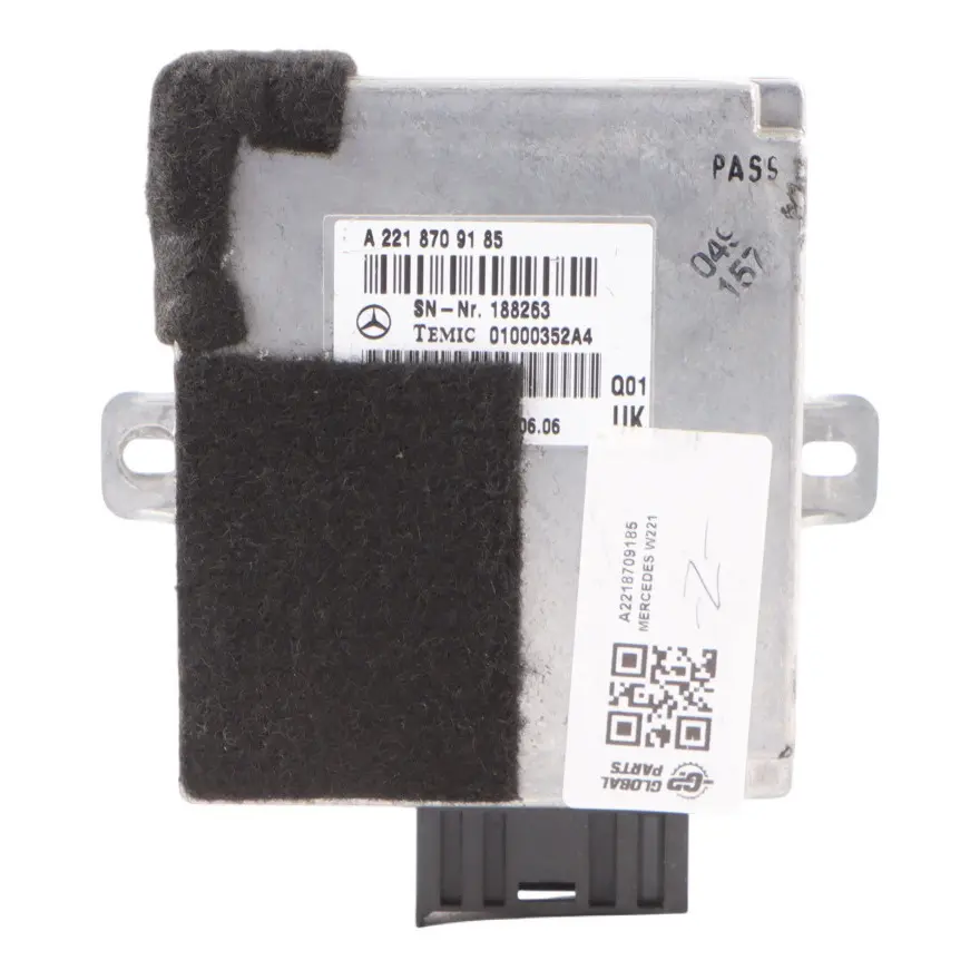 Voice Control Module Language System English to Mercedes W221 with Part number A2218709185 Mercedes W221 Voice Control Module Language System English - SKU A2218709185 - Part number A2218709185