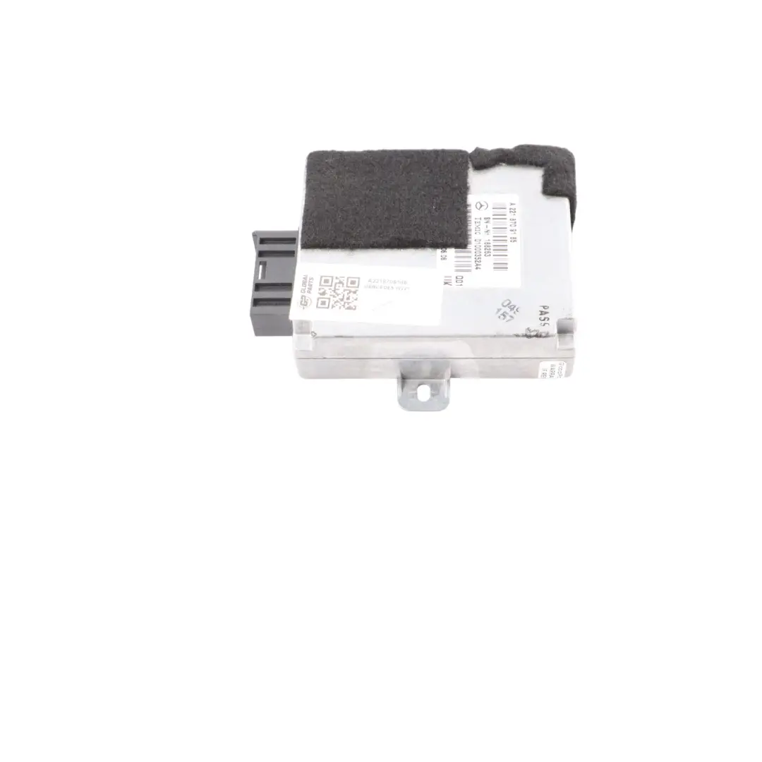 Mercedes W221 Voice Control Module Language System English - SKU A2218709185 - Part number A2218709185