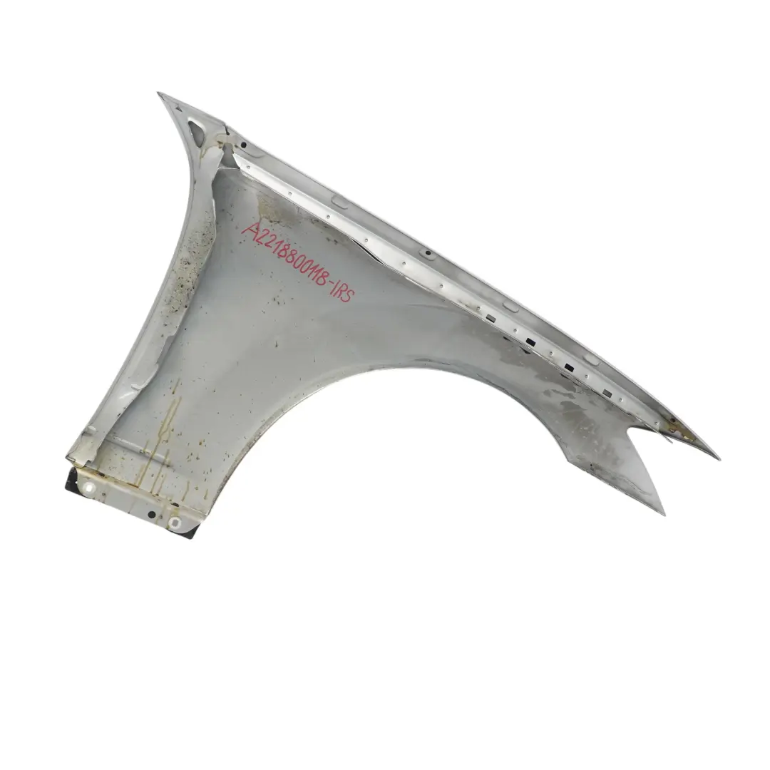 Błotnik Lewy Przedni Iridium Silver Srebrny Metalik 775 do Mercedes W221 o numerze A2218800118 Mercedes W221 Błotnik Lewy Przedni Iridium Silver Srebrny Metalik 775 - SKU A2218800118-IRS - Numer Części A2218800118