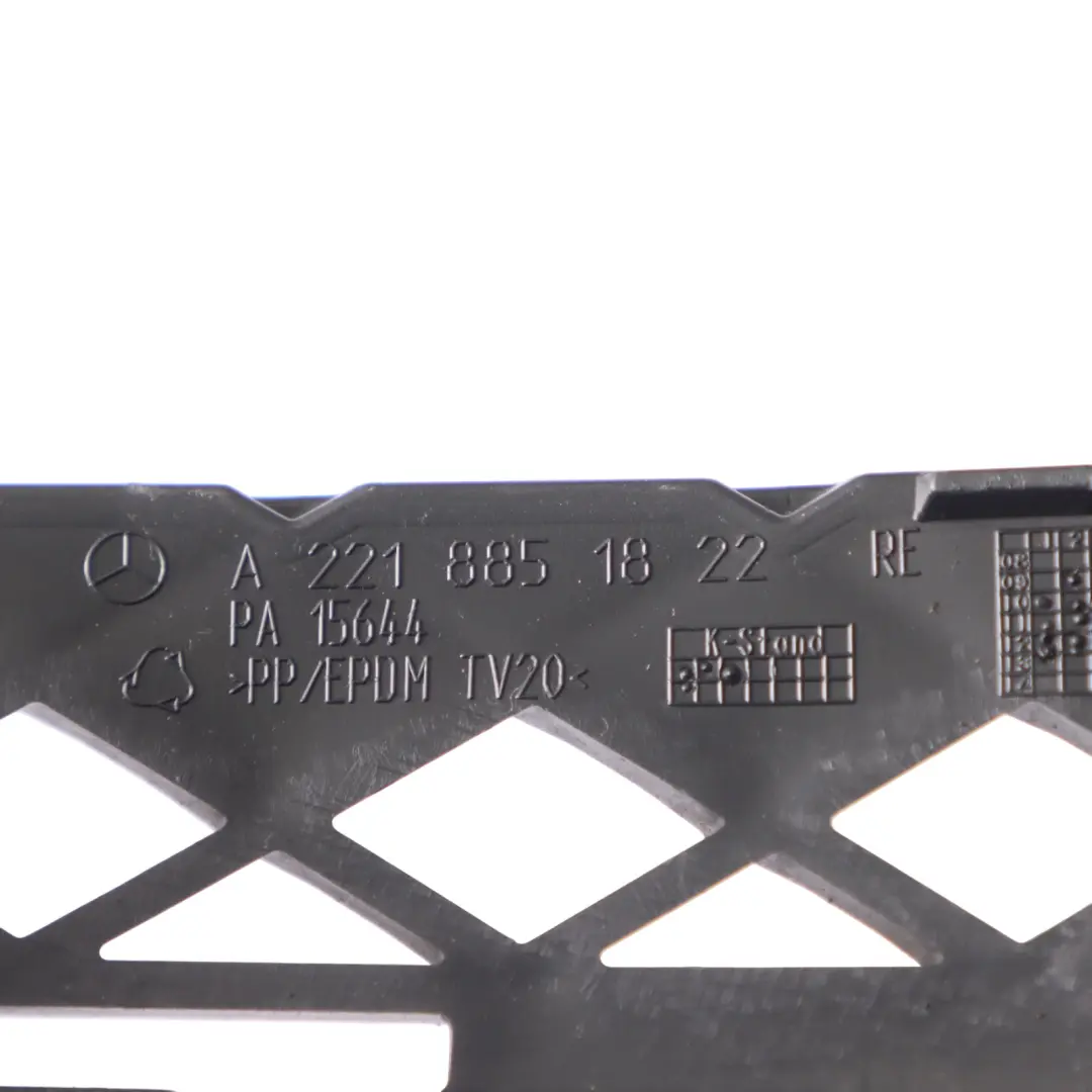 Mercedes W221 S350 Frontstoßstange Kühlergrill Unten Rechts - SKU A2218851822 - Teilenummer A2218851822