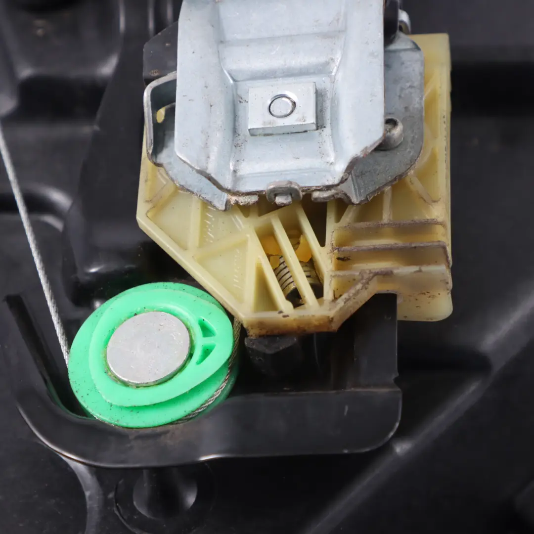 Puerta Trasera Tarjeta Izquierda Elevalunas Eléctrico Regulador para Mercedes W246 con número de pieza A2467300179 Mercedes W246 Puerta Trasera Tarjeta Izquierda Elevalunas Eléctrico Regulador - SKU A2467300179-1 - Número de pieza A2467300179