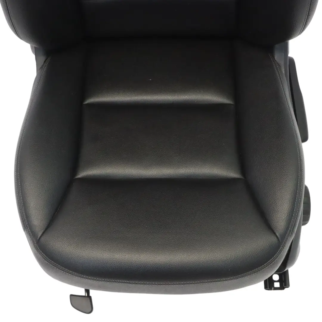 Mercedes W176 Vorder Sitz Links Interieur Kunst Leder Schwarz - SKU A2469105702-4 - Teilenummer A2469105702