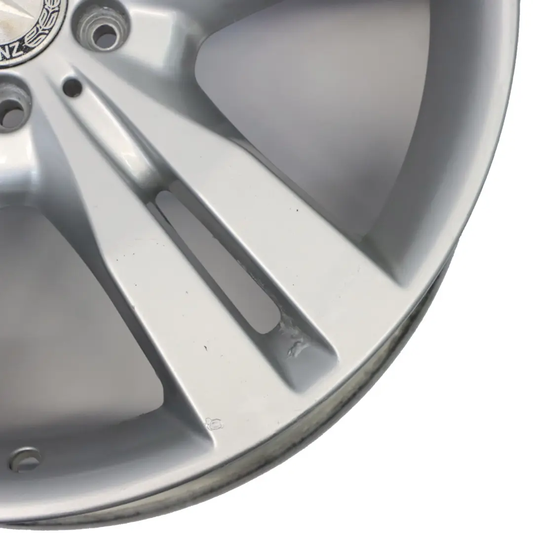 Cerchio in lega argento 20" 5 doppie razze ET:60 8,5J per Mercedes W251 con numero di parte A2514014002 Mercedes W251 Cerchio in lega argento 20" 5 doppie razze ET:60 8,5J - SKU A2514014002-1 - Numero di parte A2514014002