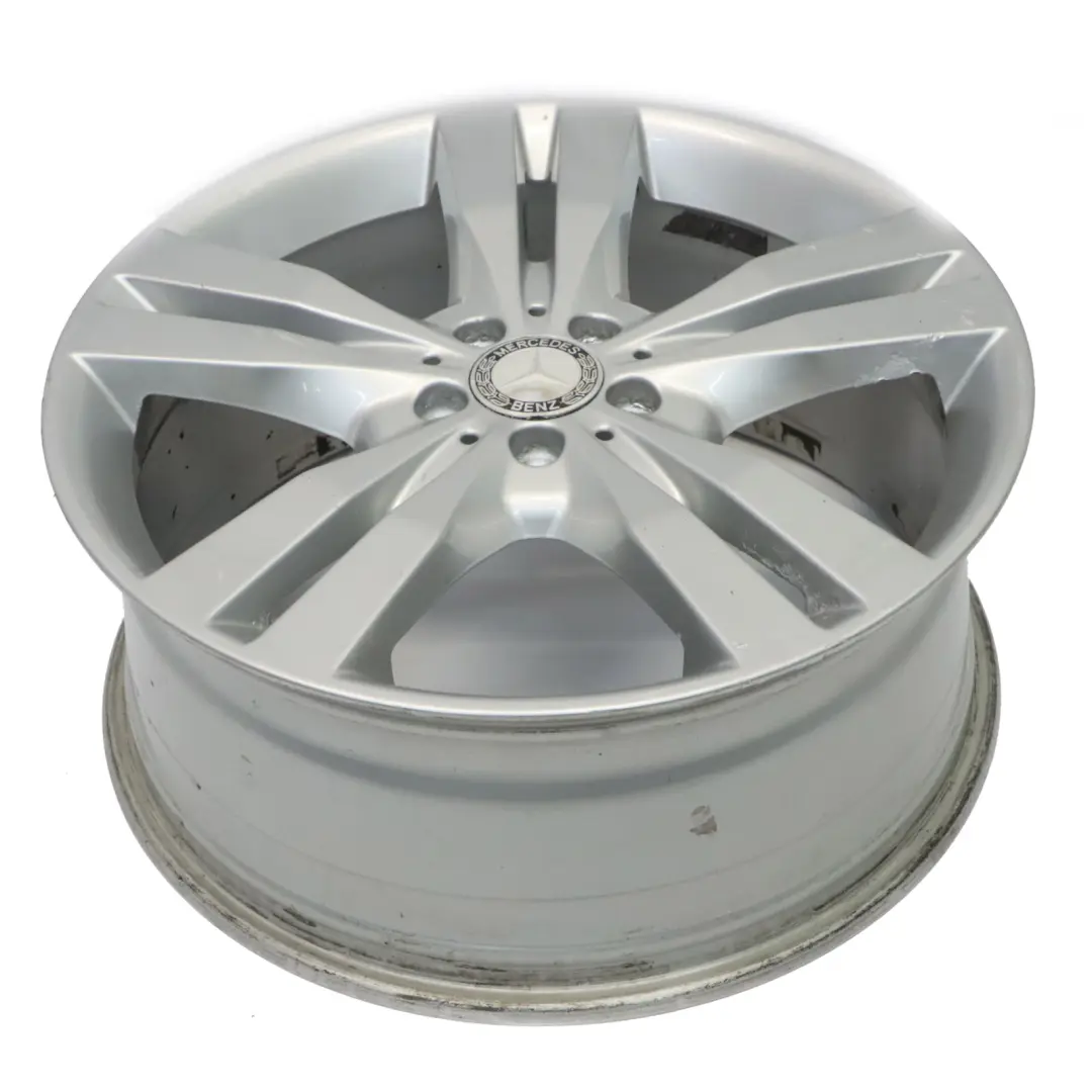 Cerchio in lega argento 20" 5 doppie razze ET:60 8,5J per Mercedes W251 con numero di parte A2514014002 Mercedes W251 Cerchio in lega argento 20" 5 doppie razze ET:60 8,5J - SKU A2514014002-1 - Numero di parte A2514014002