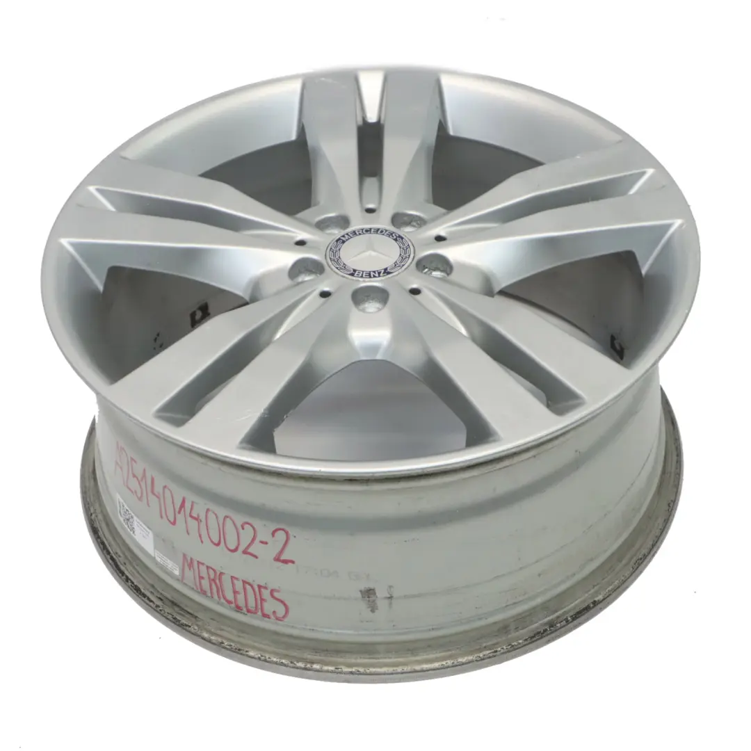 Alloy Rim 20" 5 Double Spoke ET:60 8,5J to Mercedes W251 Silver Wheel with Part number A2514014002 Mercedes W251 Silver Wheel Alloy Rim 20" 5 Double Spoke ET:60 8,5J - SKU A2514014002-2 - Part number A2514014002