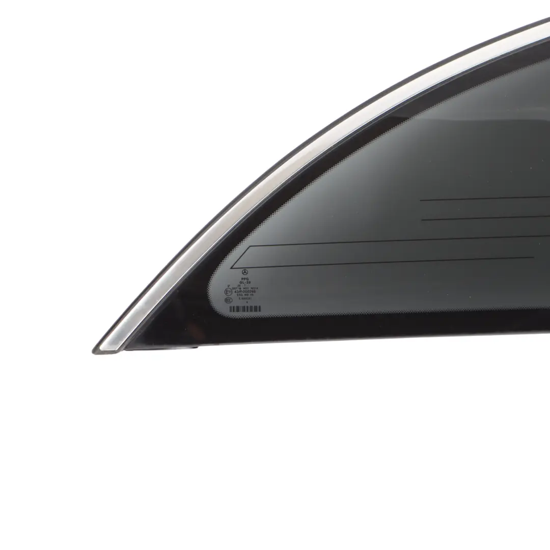 Vetro Finestrino Posteriore Destro AS3 per Mercedes W251 con numero di parte A2516703250 Mercedes W251 Vetro Finestrino Posteriore Destro AS3 - SKU A2516703250 - Numero di parte A2516703250