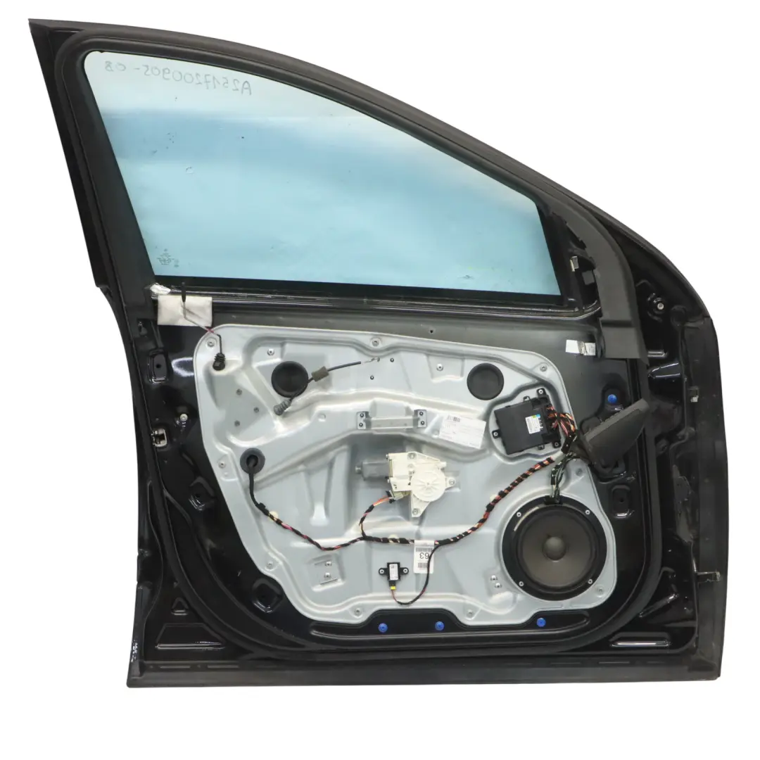 Porta anteriore sinistra Obsidian Black Metallic - 197 per Mercedes W251 con numero di parte A2517200905 Mercedes W251 Porta anteriore sinistra Obsidian Black Metallic - 197 - SKU A2517200905-OB - Numero di parte A2517200905