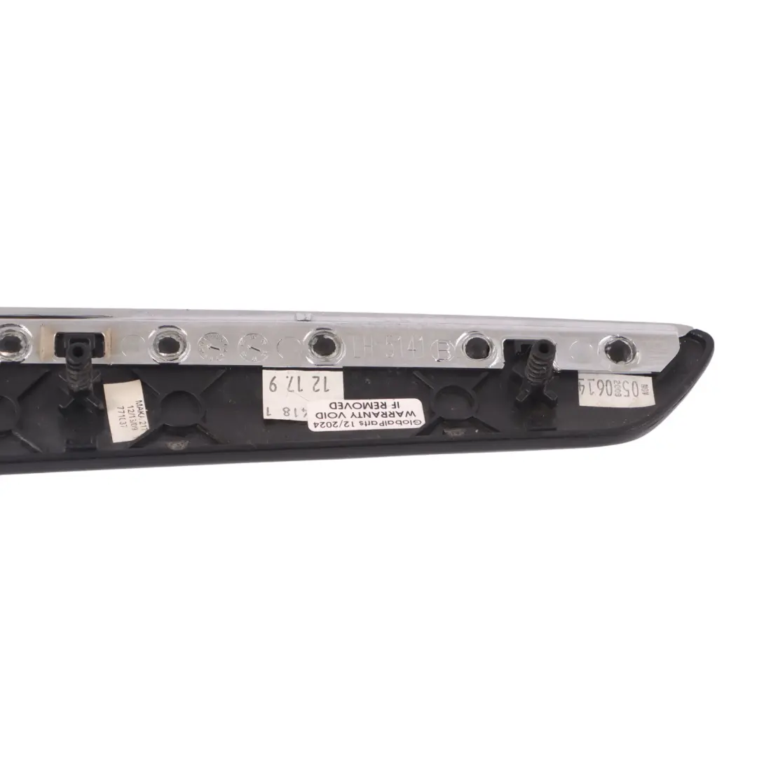 Mercedes V251 Vordere Tür Karte Trim Strip Panel Links - SKU A2517201322 - Teilenummer A2517201322