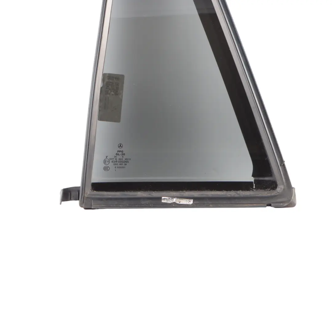 Cristal Ventana Triángulo Puerta Trasera Izquierda para Mercedes W251 con número de pieza A2517300355 Mercedes W251 Cristal Ventana Triángulo Puerta Trasera Izquierda - SKU A2517300355 - Número de pieza A2517300355