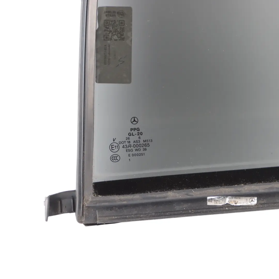 Cristal Ventana Triángulo Puerta Trasera Izquierda para Mercedes W251 con número de pieza A2517300355 Mercedes W251 Cristal Ventana Triángulo Puerta Trasera Izquierda - SKU A2517300355 - Número de pieza A2517300355