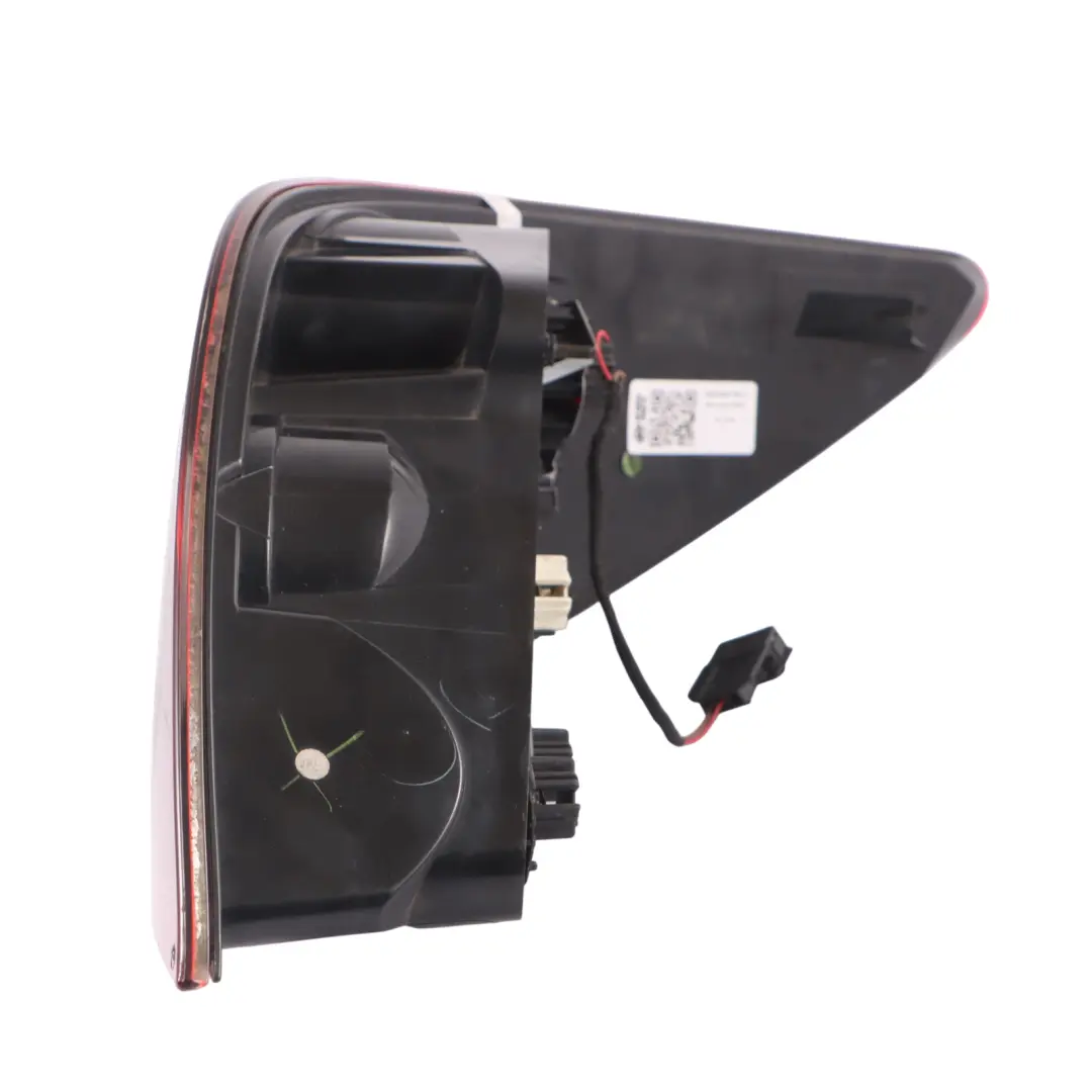 Mercedes W251 Feu arrière gauche Side Panel - SKU A2518201764-1 - Numéro de pièce A2518201764