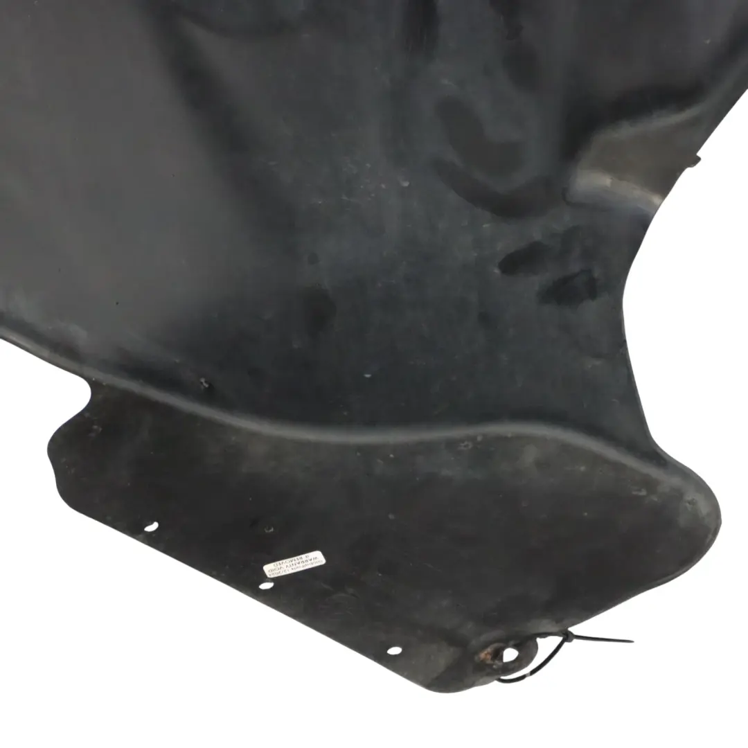 Couvre passage roue avant Couvre partie arrière gauche pour Mercedes V251 à propos du numéro de pièce A2518840922 Mercedes V251 Couvre passage roue avant Couvre partie arrière gauche - SKU A2518840922 - Numéro de pièce A2518840922