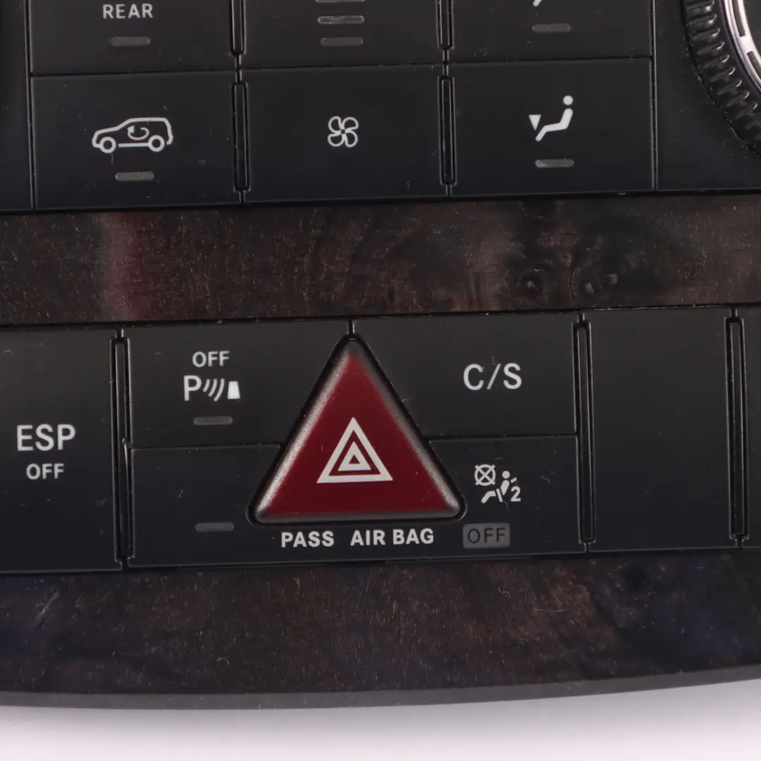 Panel Klimatyzacji ESP Grzania Foteli do Mercedes V251 o numerze A2519060200 Mercedes V251 Panel Klimatyzacji ESP Grzania Foteli - SKU A2519060200 - Numer Części A2519060200