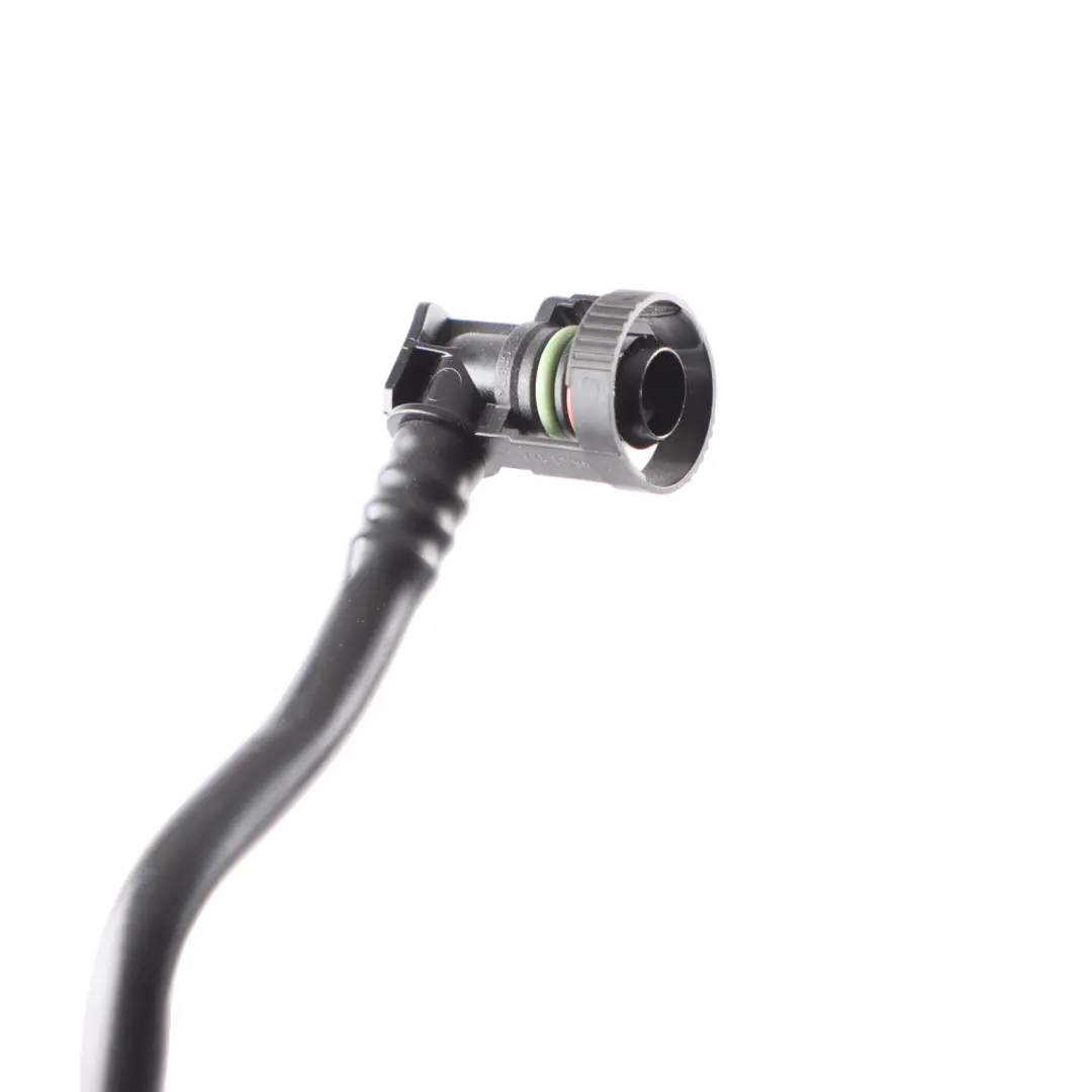 C200 Benzina M264 Linea Spurgo Tubo Di Sfiato Motore per Mercedes W205 con numero di parte A2640180500 Mercedes W205 C200 Benzina M264 Linea Spurgo Tubo Di Sfiato Motore - SKU A2640180500 - Numero di parte A2640180500