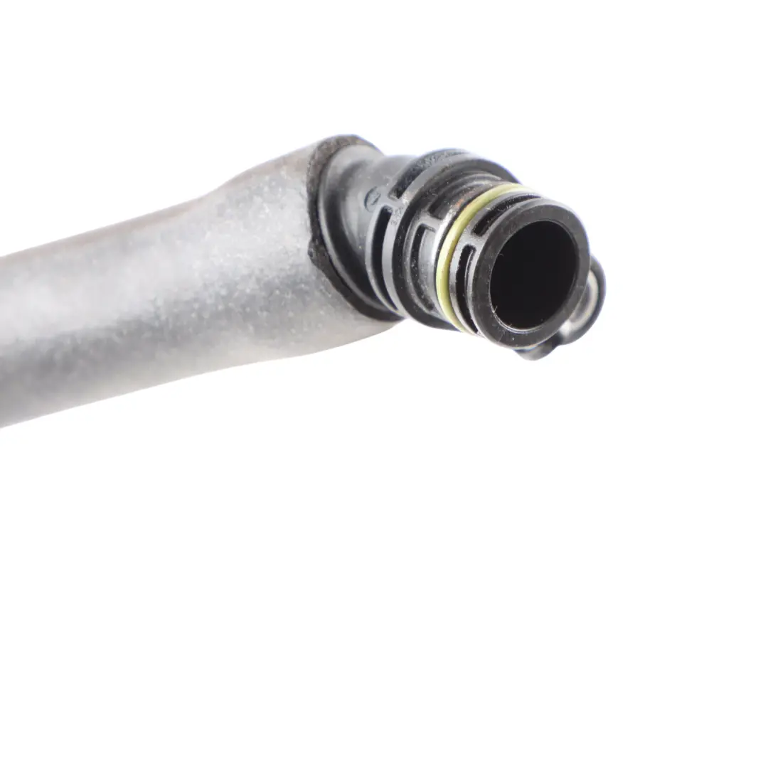 C200 Essence M264 Tuyau Purge Reniflard Moteur pour Mercedes W205 à propos du numéro de pièce A2640180600 Mercedes W205 C200 Essence M264 Tuyau Purge Reniflard Moteur - SKU A2640180600 - Numéro de pièce A2640180600