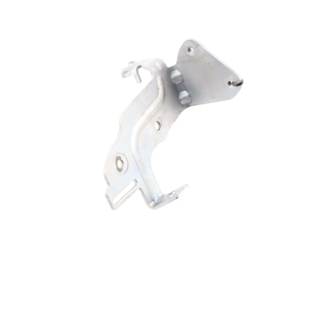Mercedes W205 C200 Łapa Mocowanie Pompy Wody Silnika M264 - SKU A2642031700 - Numer Części A2642031700