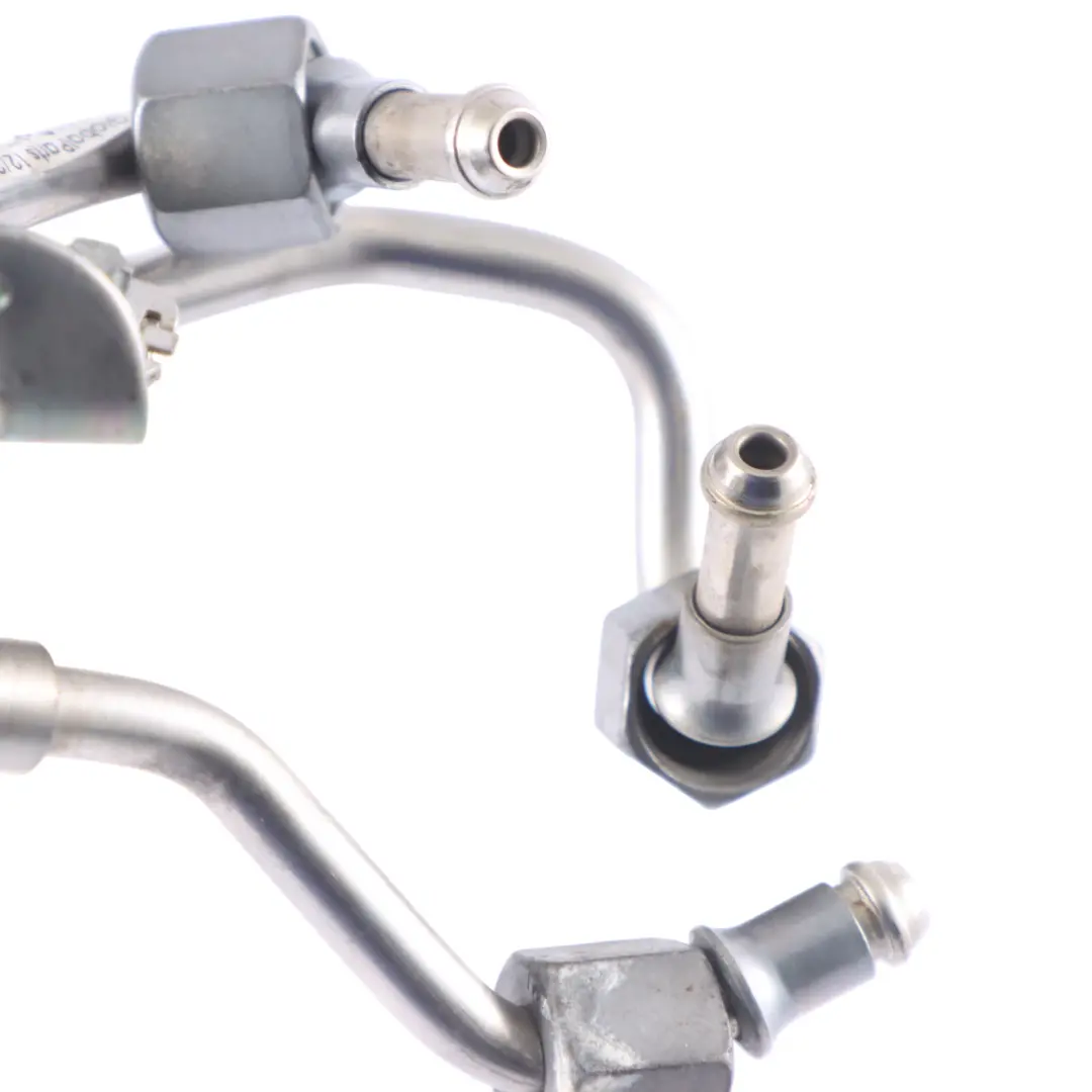 carburante Mercedes W204 W212 Benzina M276 Tubo iniezione per Linea con numero di parte A2760703032 Linea carburante Mercedes W204 W212 Benzina M276 Tubo iniezione - SKU A2760703032 - Numero di parte A2760703032