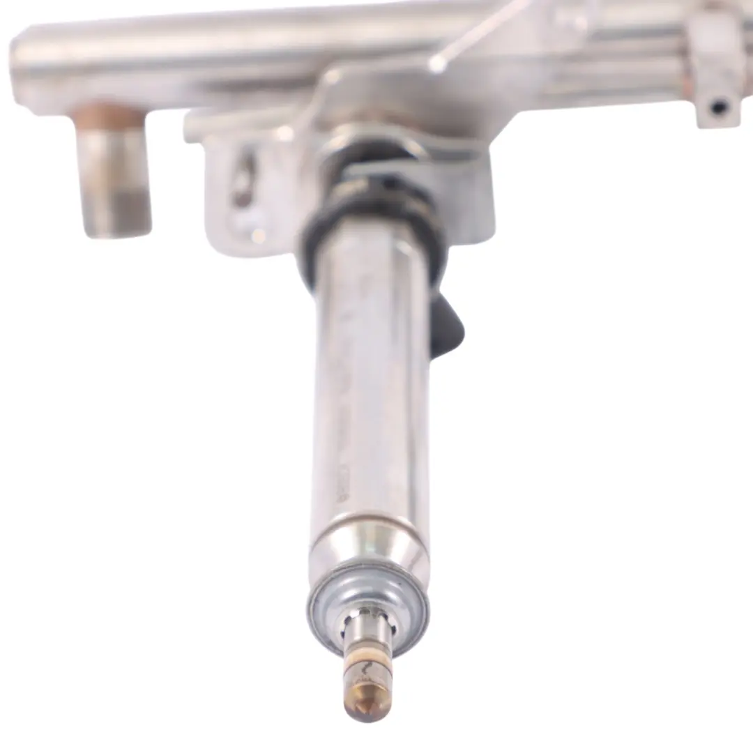 Mercedes W204 1.8 271952 Motor Kraftstoffleitung Düse Rohr Leitung - SKU A2760704095 - Teilenummer A2760704095