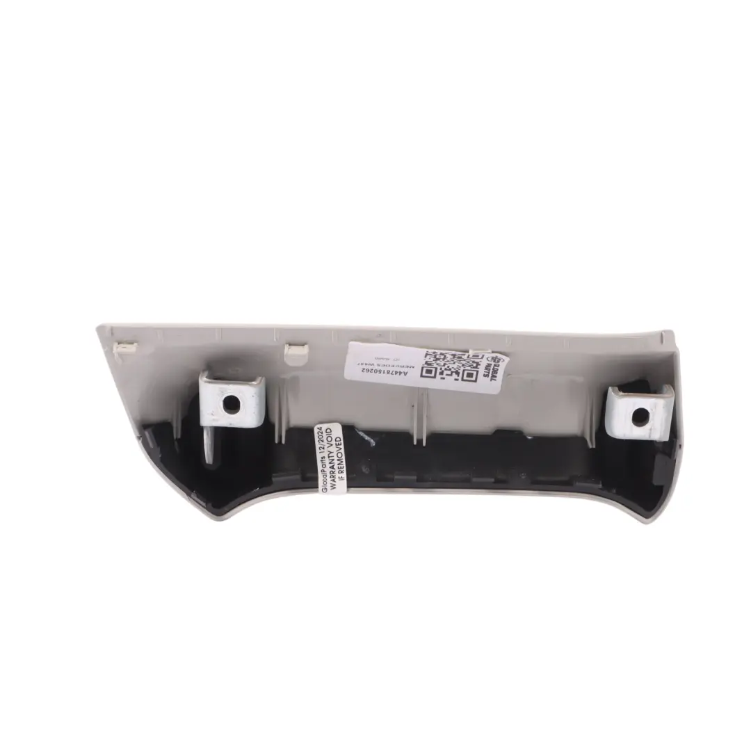 Asidero de puerta corredera derecha para Mercedes Vito W447 con número de pieza A4478150262 Mercedes Vito W447 Asidero de puerta corredera derecha - SKU A4478150262 - Número de pieza A4478150262