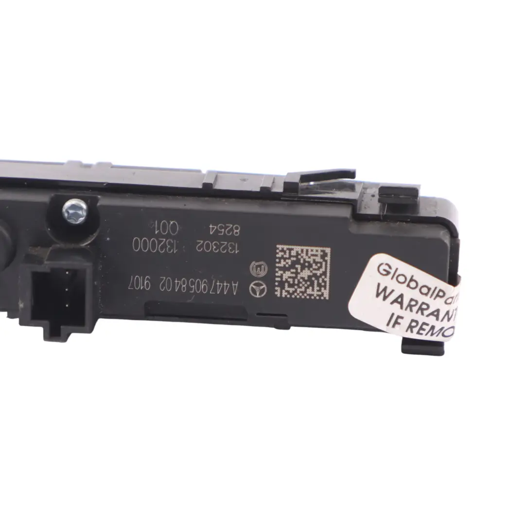 Unidad control sistemas asistencia conductor para Mercedes Vito W447 con número de pieza A4479058402 Mercedes Vito W447 Unidad control sistemas asistencia conductor - SKU A4479058402 - Número de pieza A4479058402