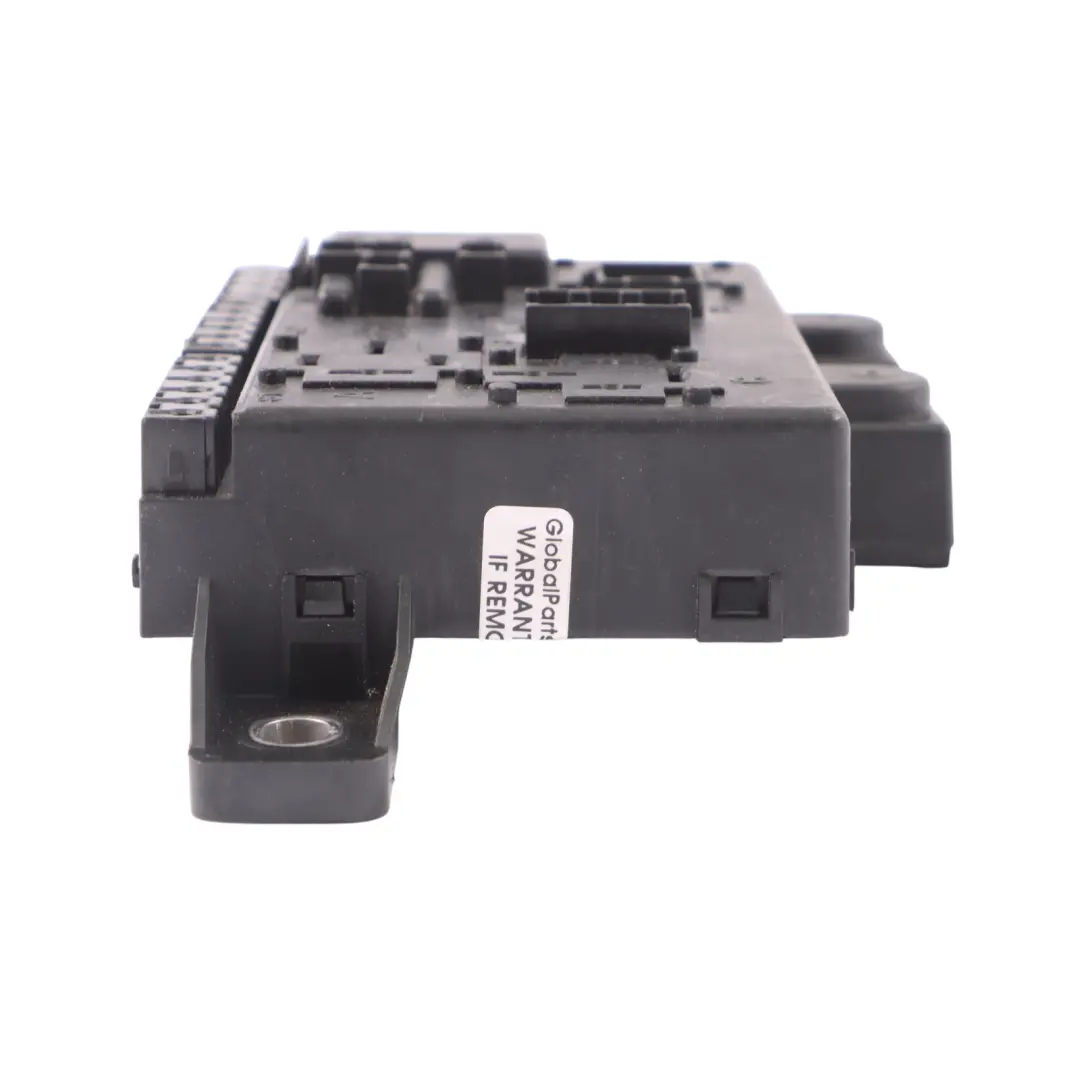 Fusible Boîte à relais Module Unité de contrôle pour Mercedes W447 à propos du numéro de pièce A4479060400 Mercedes W447 Fusible Boîte à relais Module Unité de contrôle - SKU A4479060400 - Numéro de pièce A4479060400