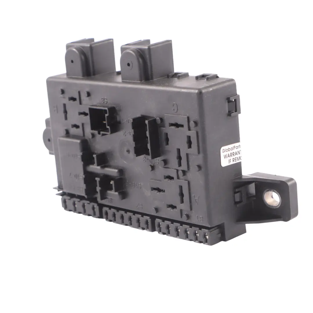 Fusible Boîte à relais Module Unité de contrôle pour Mercedes W447 à propos du numéro de pièce A4479060400 Mercedes W447 Fusible Boîte à relais Module Unité de contrôle - SKU A4479060400 - Numéro de pièce A4479060400