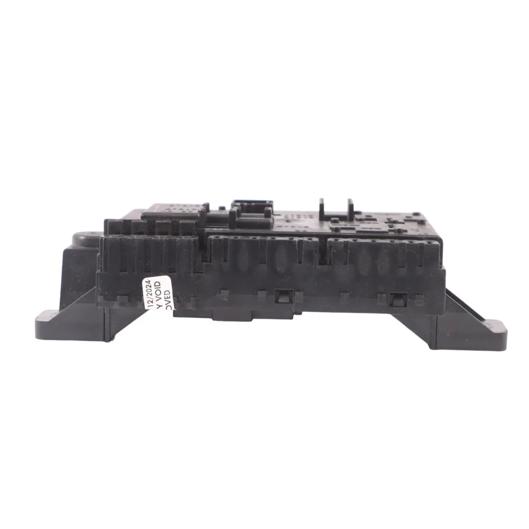 Fuse Relay Box Module Control Unit to Mercedes W447 with Part number A4479060400 Mercedes W447 Fuse Relay Box Module Control Unit - SKU A4479060400 - Part number A4479060400