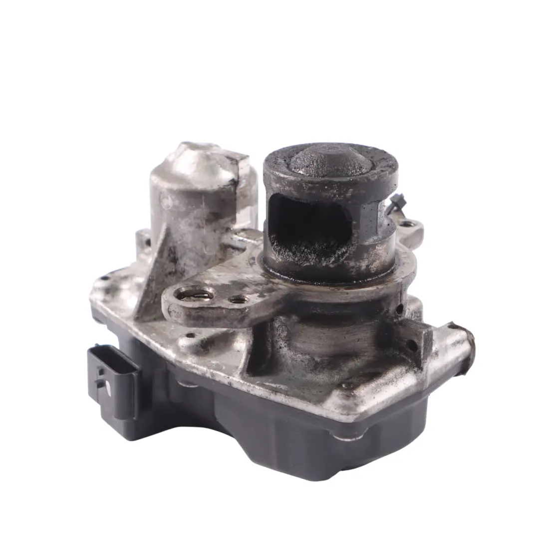 AGR Ventil Motor Abgas Kühler für Mercedes W205 Diesel mit Teilenummer A6260103400 Mercedes W205 Diesel AGR Ventil Motor Abgas Kühler - SKU A6260103400 - Teilenummer A6260103400