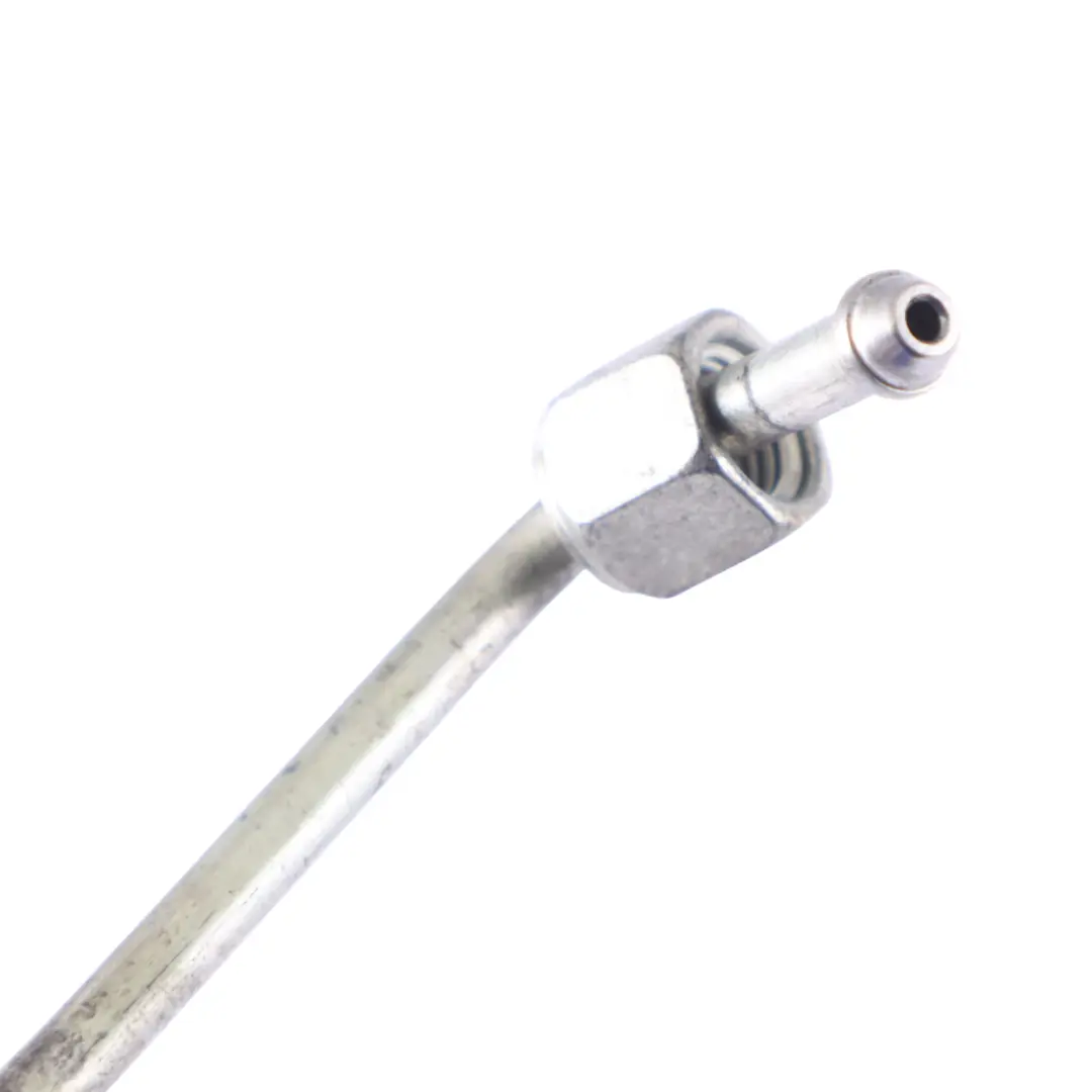 OM622 OM626 Fuel Line Tube High Pressure Pump Feed to Mercedes W205 with Part number A6260700033 Mercedes W205 OM622 OM626 Fuel Line Tube High Pressure Pump Feed - SKU A6260700033 - Part number A6260700033