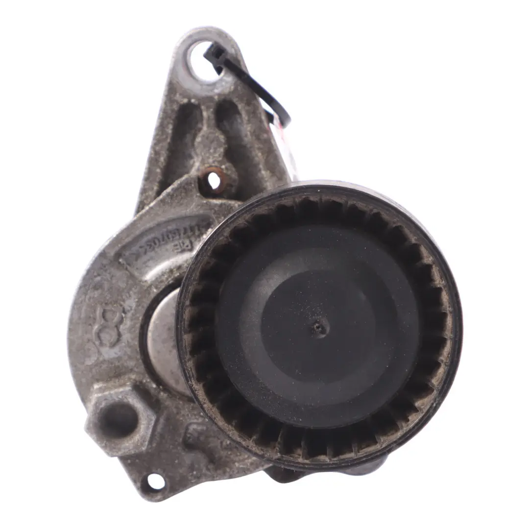 Hilfsriemen Spanner für Mercedes W205 Motor mit Teilenummer A6262000270 Mercedes W205 Motor Hilfsriemen Spanner - SKU A6262000270 - Teilenummer A6262000270