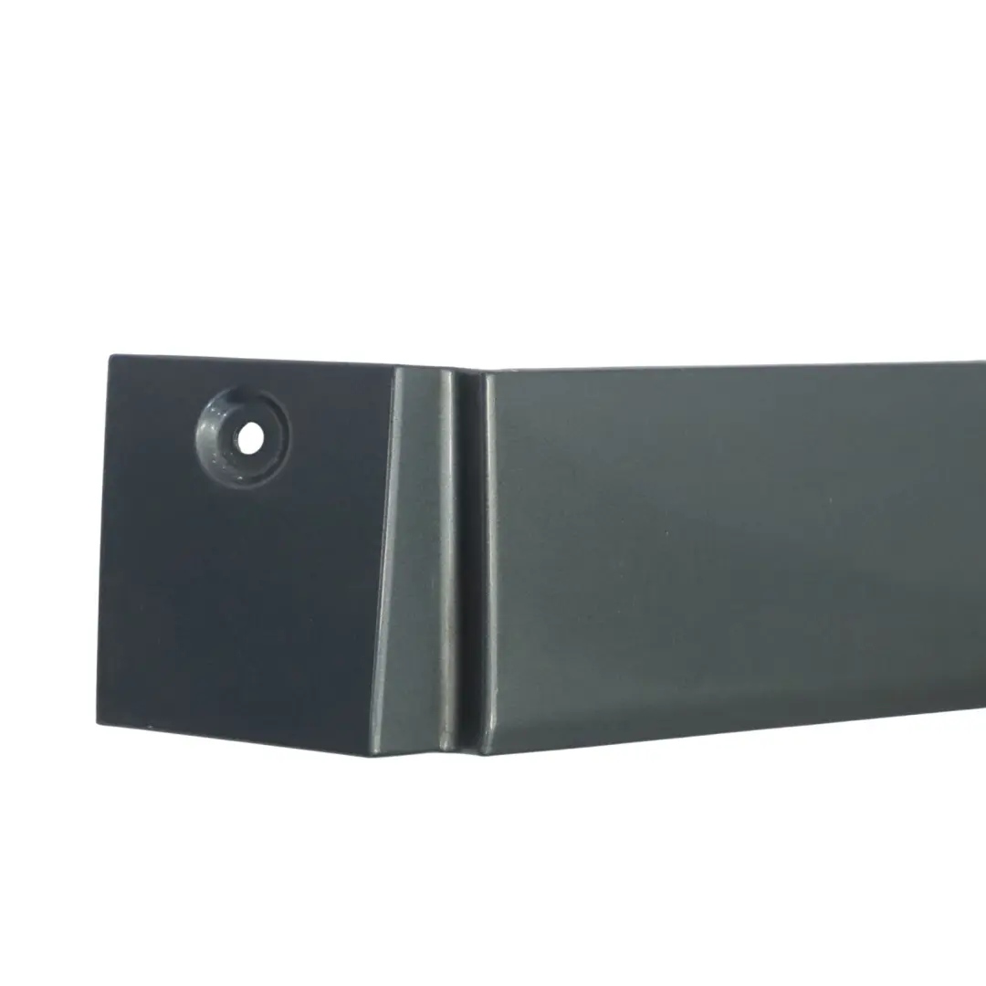 Lateral Cubrecarril Trasero Panel Puerta Corredera Flint Gris 368 para Mercedes W639 con número de pieza A6396913008 Mercedes W639 Lateral Cubrecarril Trasero Panel Puerta Corredera Flint Gris 368 - SKU A6396913008-FLG1 - Número de pieza A6396913008