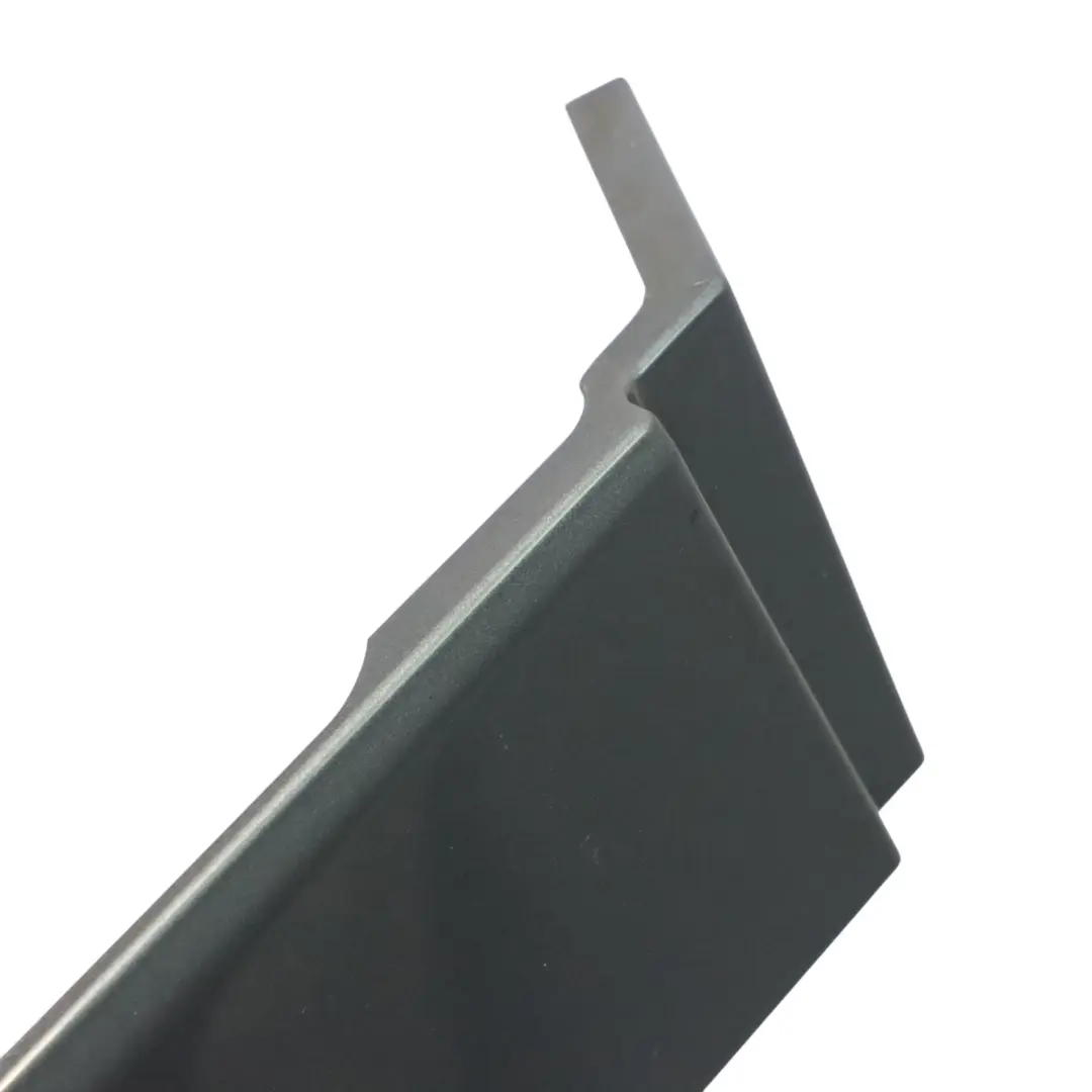 Cache Latéral Gauche Panneau Porte Coulissante Gris Silex - 368 pour Mercedes W639 à propos du numéro de pièce A6396913008 Mercedes W639 Cache Latéral Gauche Panneau Porte Coulissante Gris Silex - 368 - SKU A6396913008-FLG1 - Numéro de pièce A6396913008