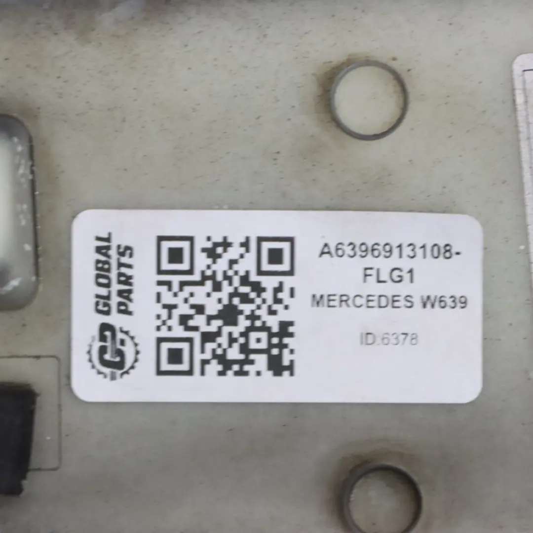 Mercedes W639 Listwa Maskownica Drzwi Prawy Tył Szara Flint Grey - 368 - SKU A6396913108-FLG1 - Numer Części A6396913108
