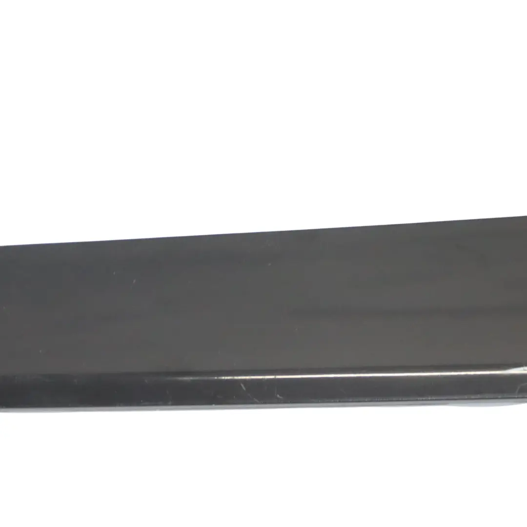 Mercedes W639 Cache latéral arrière droit porte coulissante Noir Obsidien - 197 - SKU A6396913108-OB - Numéro de pièce A6396913108