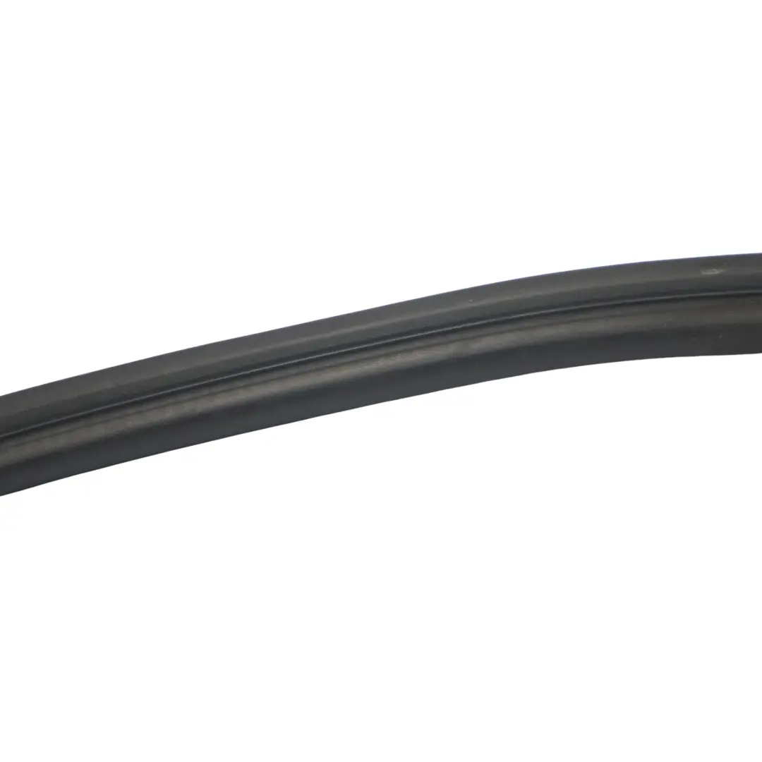 Joint d'étanchéité caoutchouc porte coulissante gauche pour Mercedes W639 à propos du numéro de pièce A6396970698 Mercedes W639 Joint d'étanchéité caoutchouc porte coulissante gauche - SKU A6396970698 - Numéro de pièce A6396970698