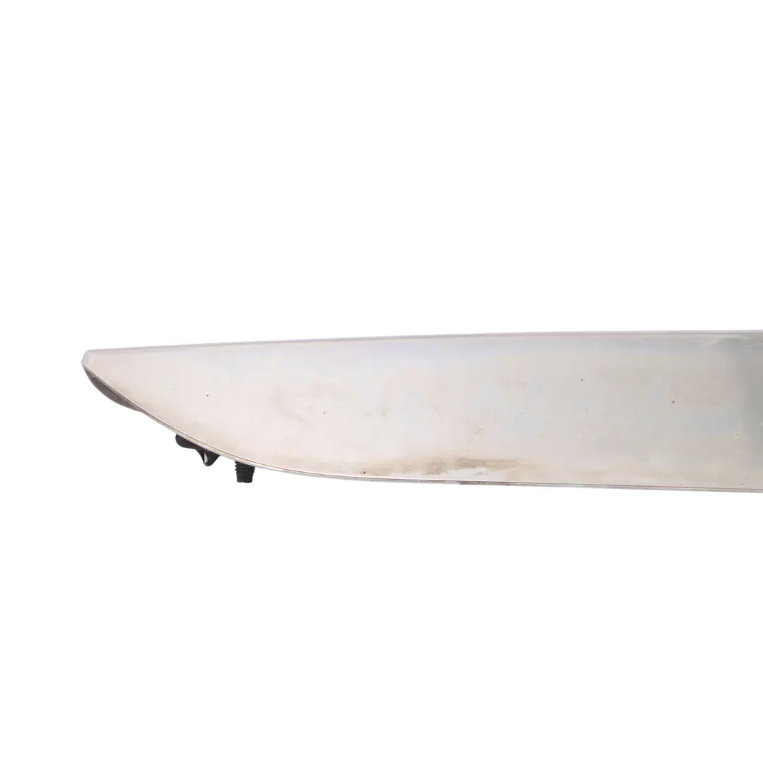 Couvercle plaque d'immatriculation arrière chrome A6397432730 pour Mercedes Vito W639 à propos du numéro de pièce A6397430082 Mercedes Vito W639 Couvercle plaque d'immatriculation arrière chrome A6397432730 - SKU A6397432730-2 - Numéro de pièce A6397430082