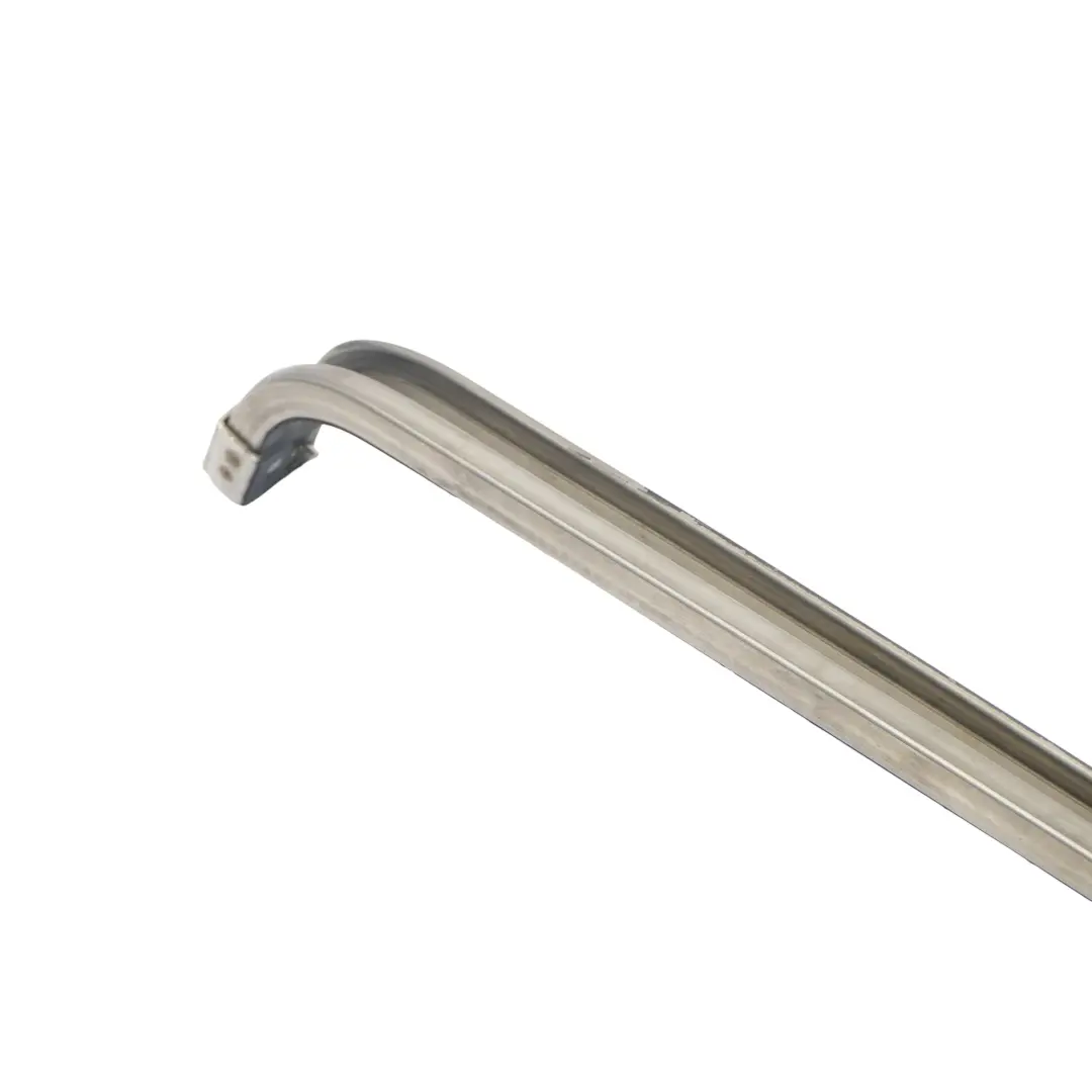 Rail de guidage de porte coulissante milieu droit pour Mercedes W639 à propos du numéro de pièce A6397660500 Mercedes W639 Rail de guidage de porte coulissante milieu droit - SKU A6397660500 - Numéro de pièce A6397660500